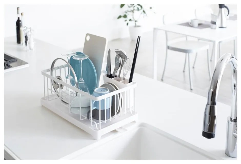 Biely odkvapkávač na riad YAMAZAKI Tower Wire