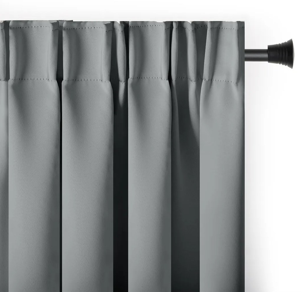 Záves AmeliaHome Blackout s multifunkčnou páskou 140x270 cm strieborný