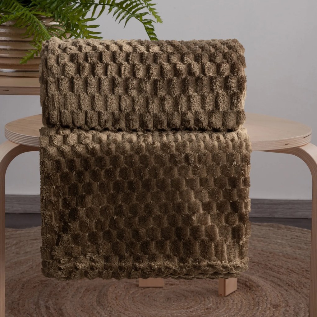 DEKA Z MIKROFLANELU CINDY6 170X210 CM TMAVOHNEDÁ