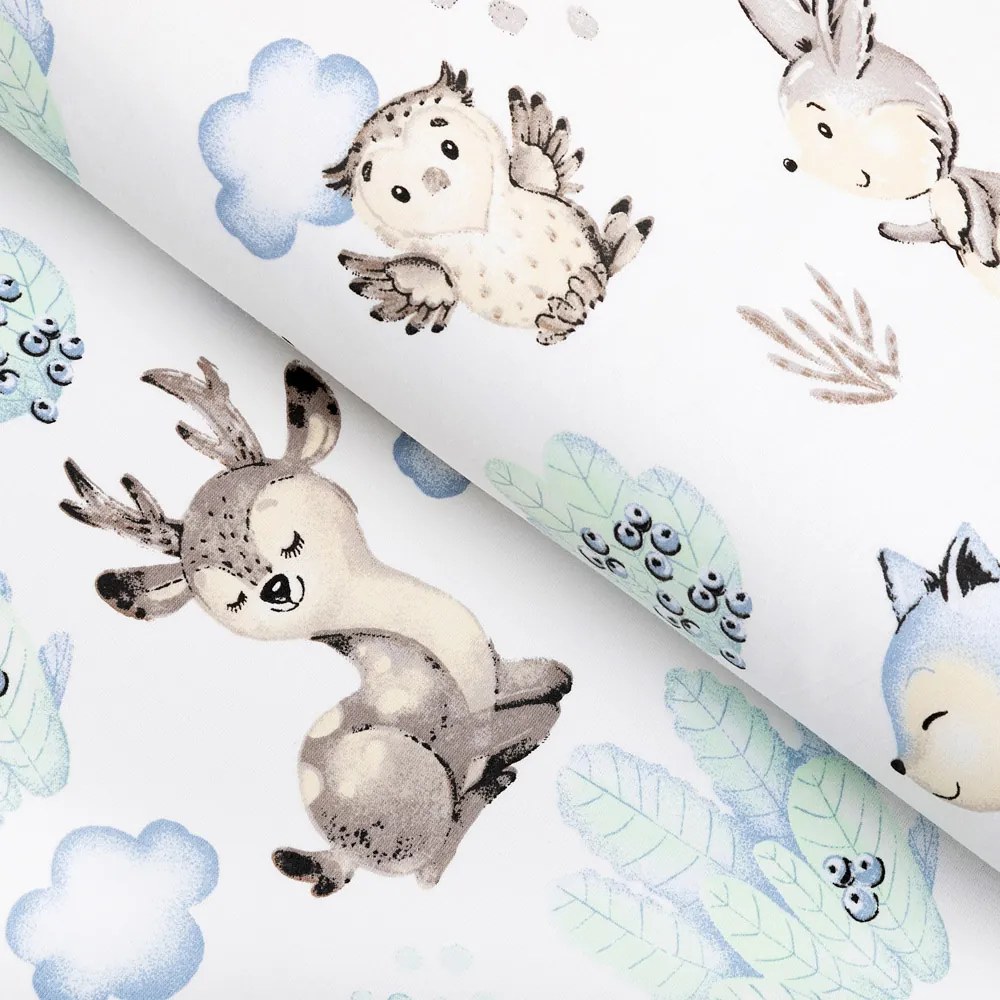 Biante Detský bavlnený behúň na stôl Sandra SA-478 Lesné zvieratká v čučoriedkach na bielom 45x120 cm