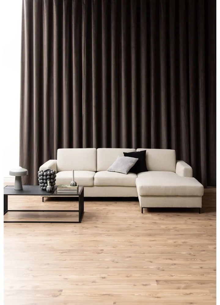 Čierny konferenčný stolík so sklenenou doskou 60x120 cm Strington – Actona