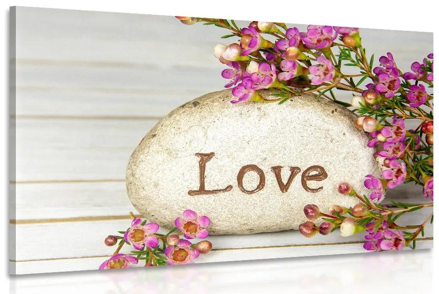 Obraz s nápisom na kameni Love