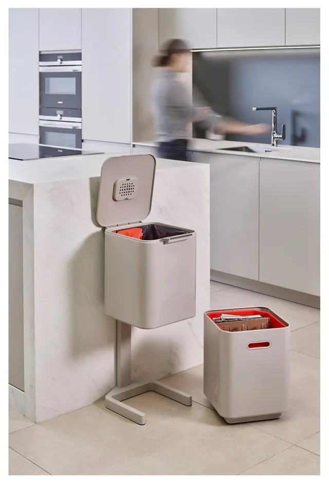 Krémovobiely kôš na triedený odpad Joseph Joseph Totem Compact, 40 l