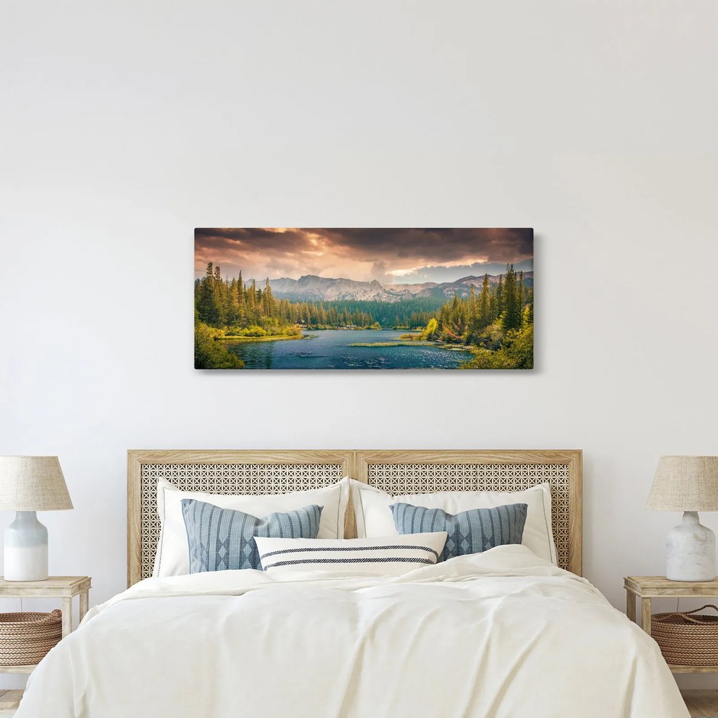 Obraz horskej rieky a hôr (120x50 cm)