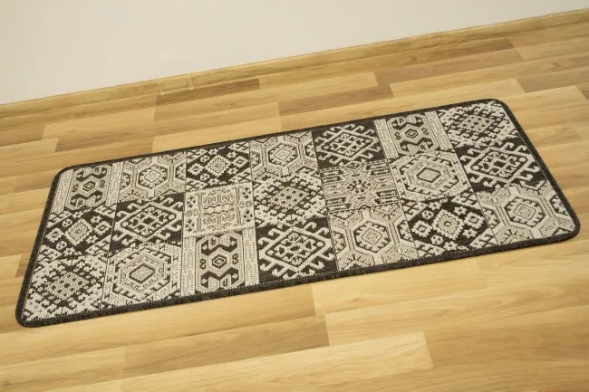 Koberec FLEX 19636/80 Aztec Romby grafitový