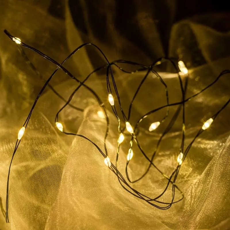 DECOLED Svetelná reťaz LED na batérie, teplá biela, 50 diód, 5,3 m, IP44