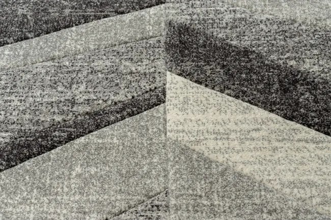 Koberec FEEL 5673/16811 HERRINGBONE čierny / sivý / krémový