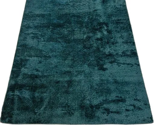 Zelený plyšový koberec Plush Deluxe – fľašková zelená Rozmer: 50x80 cm