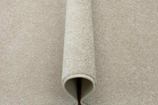 Metrážny koberec BRIGHTON 173 béžový