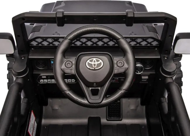 Elektrické autíčko Toyota FJ Cruiser čierne