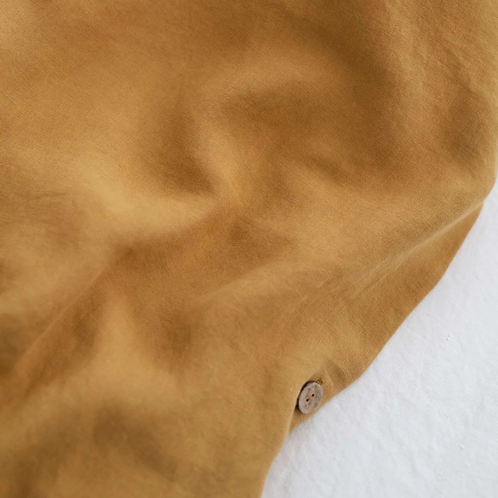 Linen Tales Obliečky z konopného vlákna v horčicovej farbe Veľkosť: 200x200, 50x70cm