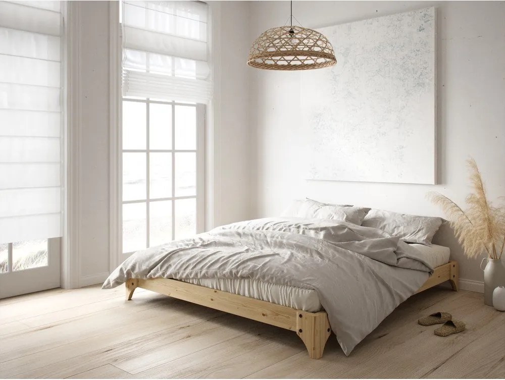 Dvojlôžková posteľ z borovicového dreva s roštom 160x200 cm Elan – Karup Design