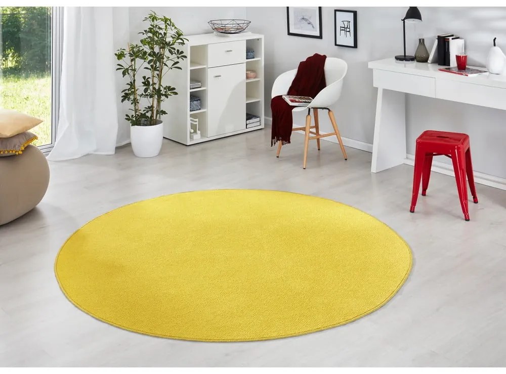 Žltý okrúhly koberec ø 133 cm Fancy – Hanse Home