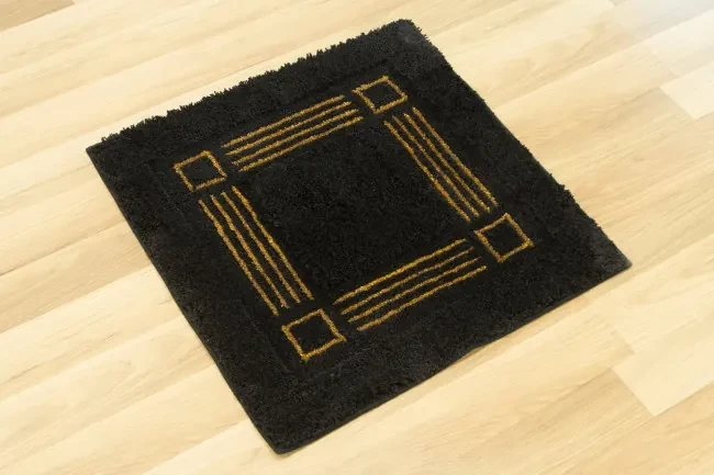 Kúpelňový koberček Jarpol Petra Lurex 51 čierny