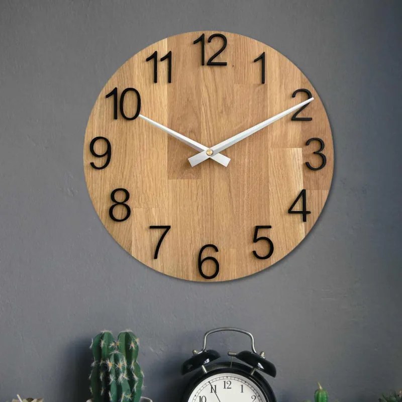 Elegantné nástenné hodiny z masívneho dubu I SENTOP MAS016-OSMO-3041-hands/silver