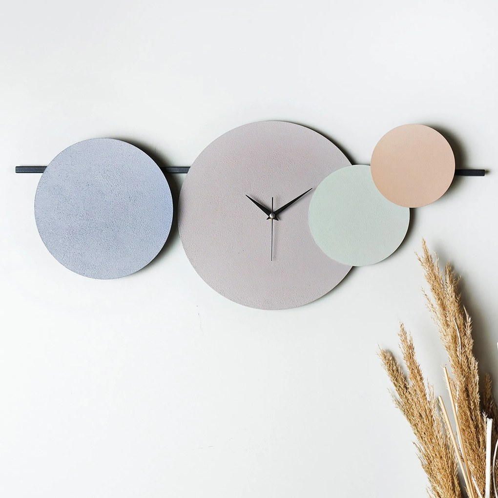 Dekoratívne nástenné kovové hodiny Maxico viacfarebné