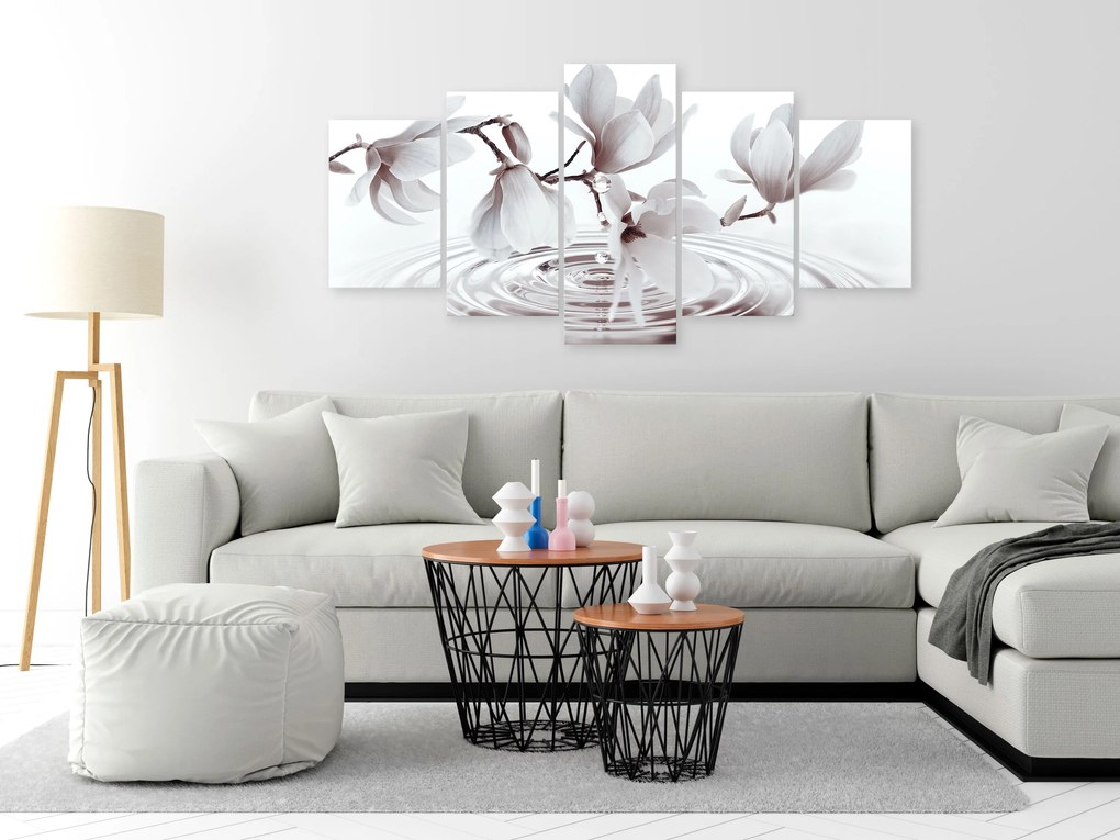 Artgeist Obraz - Magnolias over Water (5 Parts) Wide Grey Veľkosť: 100x50, Verzia: Premium Print