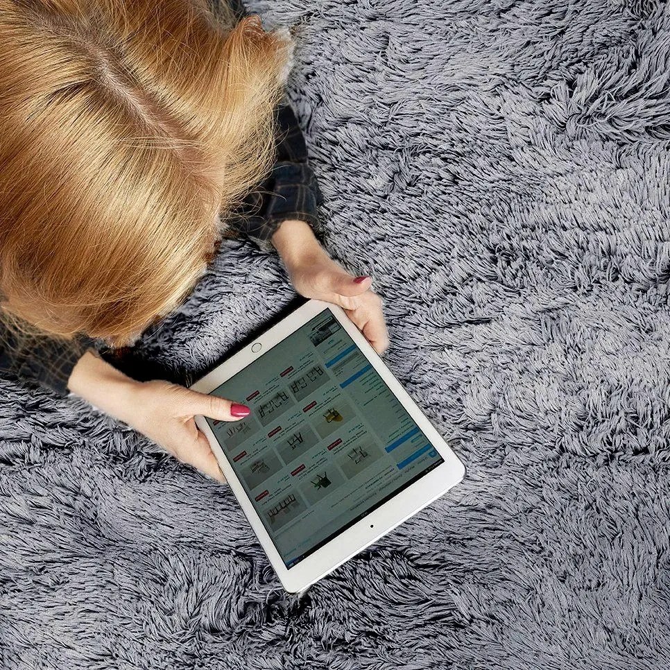 Plyšový detský koberec MAX - ŠEDÝ