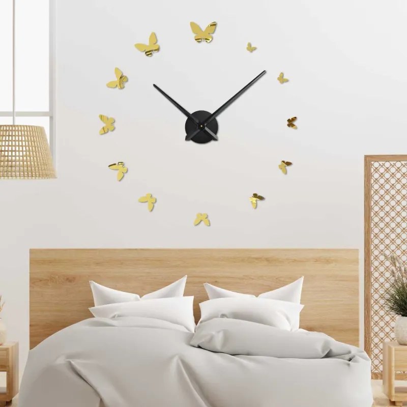 Hodiny na stenu s motýľmi vytvárajú vizuálne pútavý efekt | SENTOP 12S001