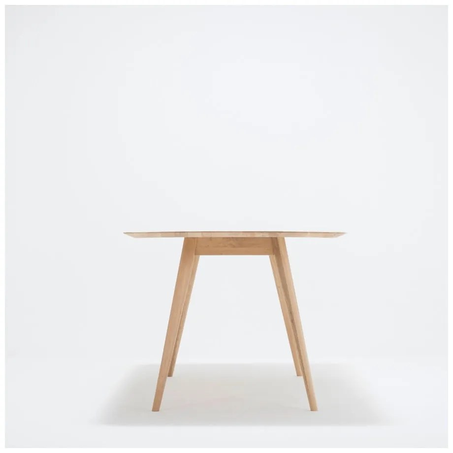 Jedálenský stôl z masívneho dubového dreva Gazzda Stafa, 220 × 90 cm