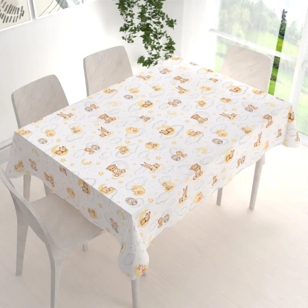 Biante Detský bavlnený obdĺžnikový obrus Sandra SA-461 Zvieratká medzi hviezdičkami na bielom 80x120 cm
