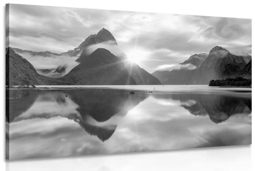 Obraz krásny východ slnka na Novom Zélande v čiernobielom prevedení Varianta: 120x80