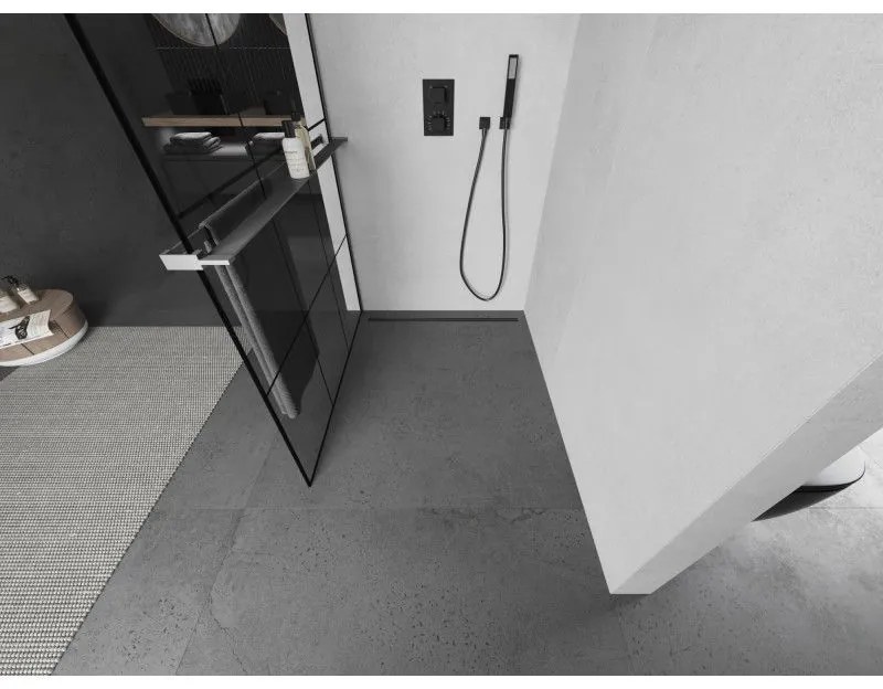 Mexen Kioto+ L, sprchová zástena Walk-In s poličkou a vešiakom 110 x 200 cm, 8mm číre sklo čierny vzor, grafitový profil, 800-110-123-95-77