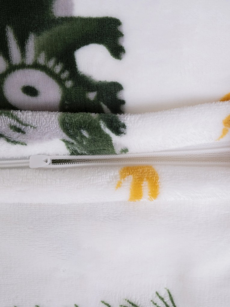 Obliečka na vankúš mikroplyš Exclusive 50 × 70 cm - Dinosaury