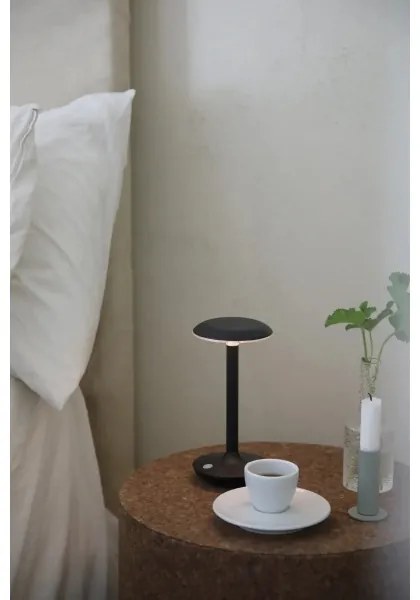 Markslöjd 108918-LED Stm. nab. lampa PETIT 2W/1800mAh 2200/2700/3000K IP44 čierna