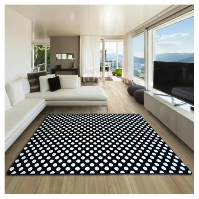 Kusový koberec Bodky čierny 2 160x220cm