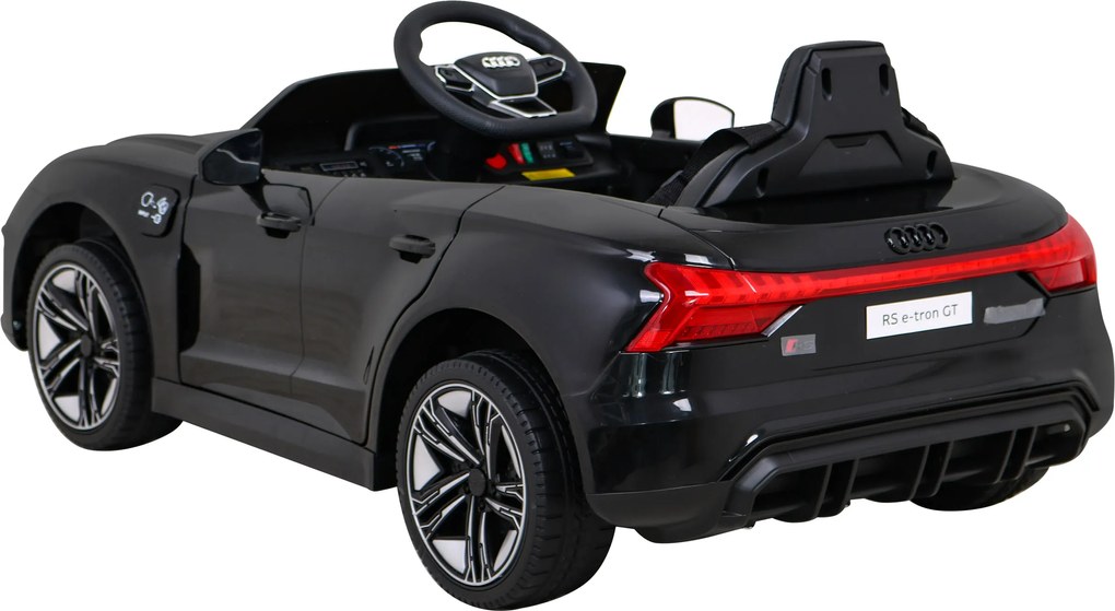 Ramiz Audi RS E-Tron GT batéria čierna + diaľkové ovládanie + pohon 4x4 + rádio MP3 + LED + EVA