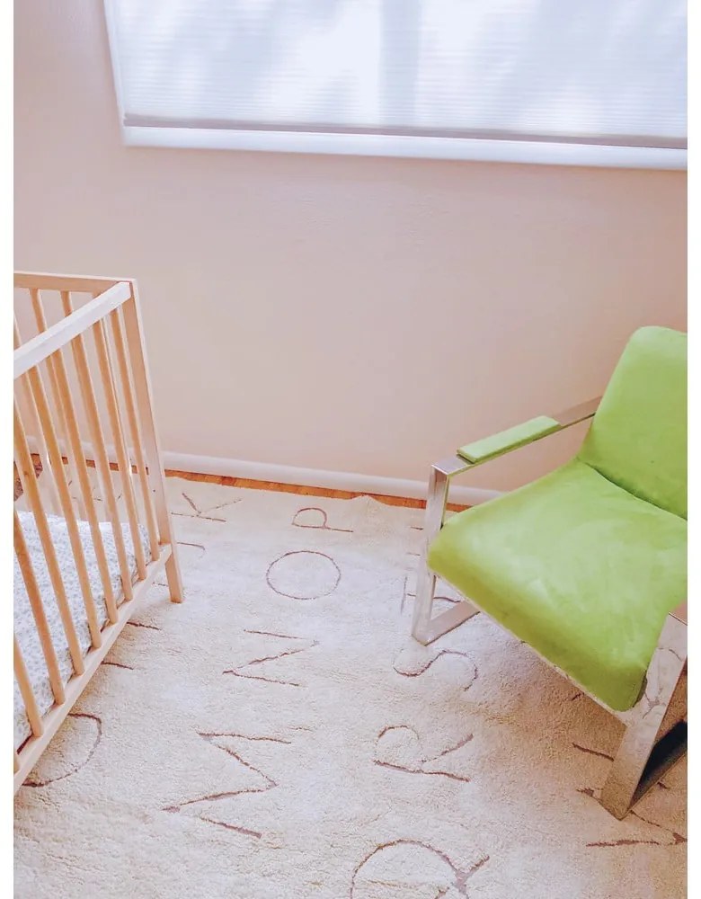 Krémový prateľný ručne tkaný bavlnený detský koberec 140x200 cm ABC – Lorena Canals
