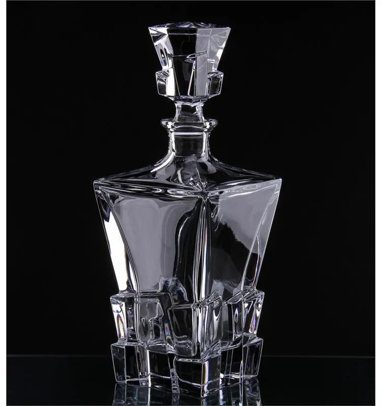 BOHEMIA JIHLAVA CRACK KARAFA NA WHISKY 900ML