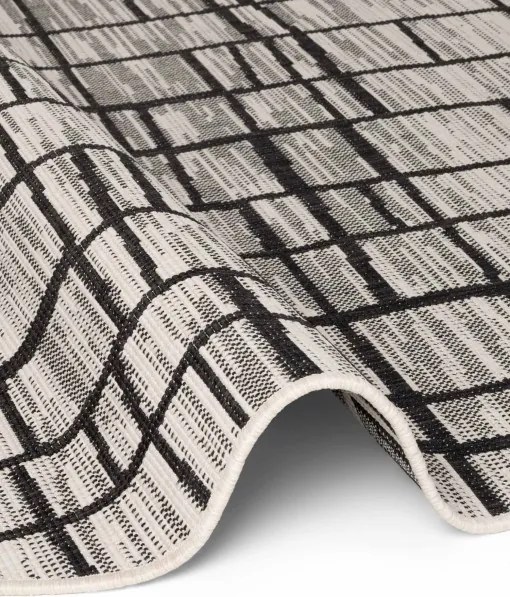 Koberec Ted Baker Haringey Crouch čierny / biely kruh