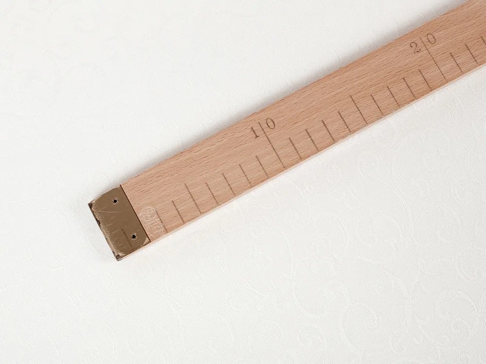 Biante Teflónový okrúhly obrus TF-010 Ornamenty - smotanový Ø 60 cm