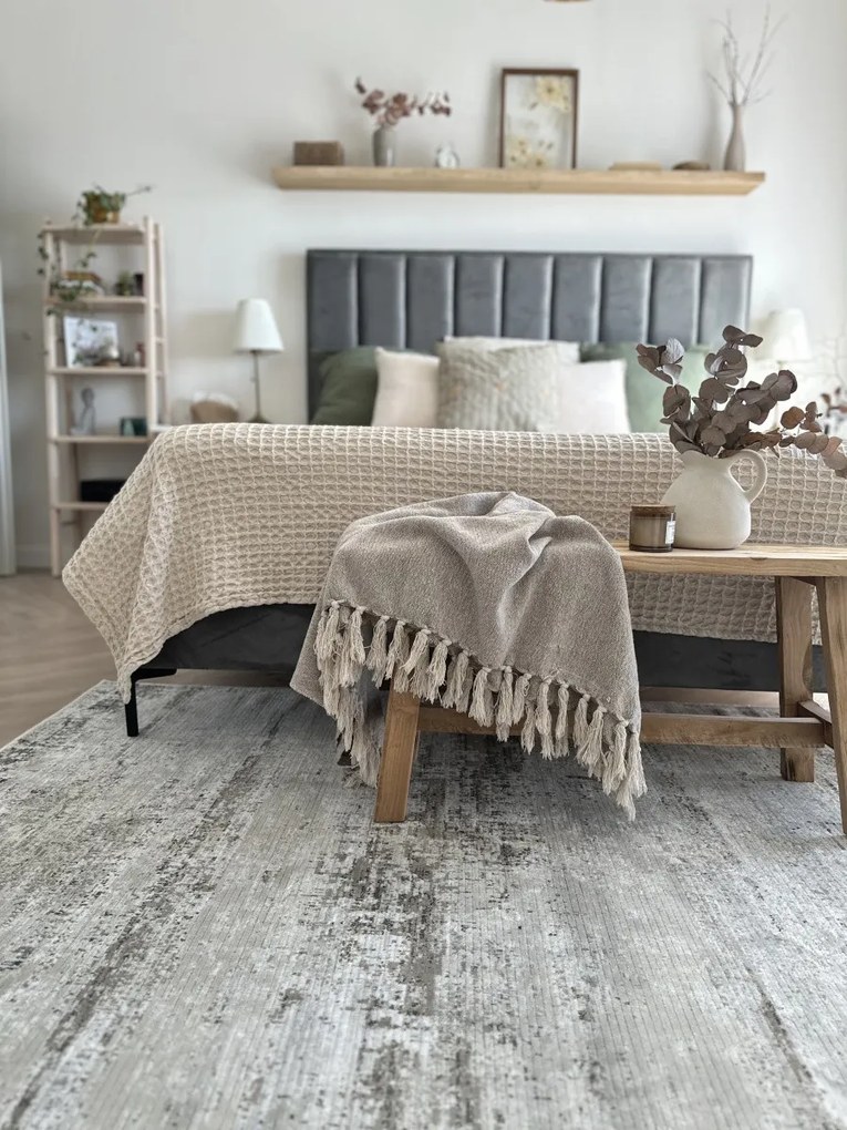 Devos Caby (DC Carpets), TRHÁK: Kusový koberec Isphahan 84577 Silver/Vision, 160x230, šedá, obývacia izba