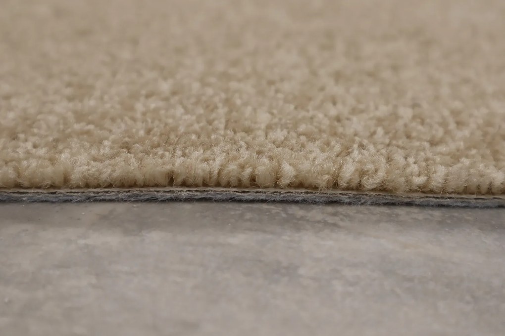 Vopi, AKCIA: 107x138 cm Koberec metráž Eton béžový 70 - neúčtujeme odrezky z role, šíře, béžová, filc, kancelária