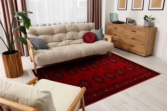 Koberec ORIENT 6871 so strapcami, rám / ornament / klasický, bordový / čierny