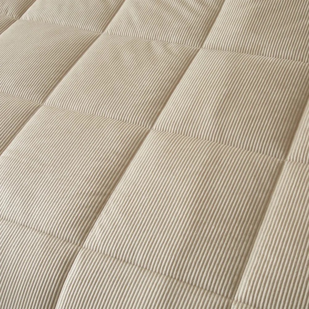 Krémovobiela prešívaná prikrývka z mikroplyšu na dvojlôžko 200x220 cm Cosy Cord - Catherine Lansfield