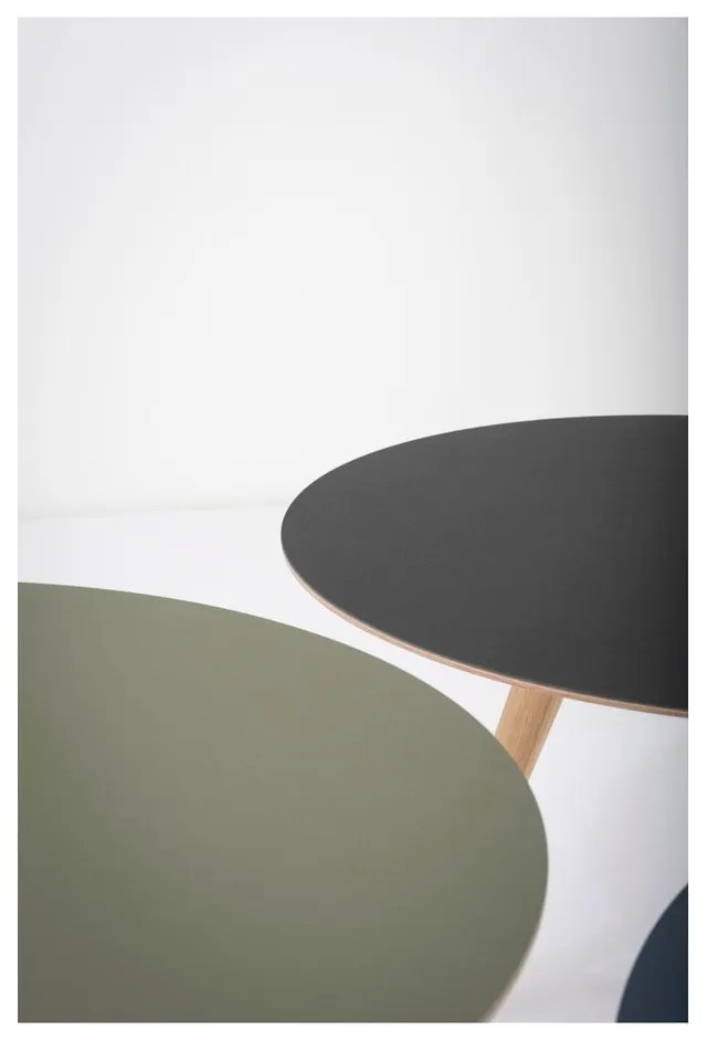 Odkladací stolík z dubového dreva s čiernou doskou Gazzda Arp, ⌀ 55 cm