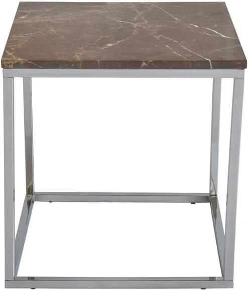 Hnedý mramorový odkladací stolík s chrómovanou podnožou RGE Accent, šírka 50 cm