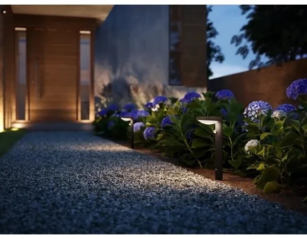 Philips - LED Vonkajšia lampa so senzorom TYLA LED/9W/230V 2700K IP44