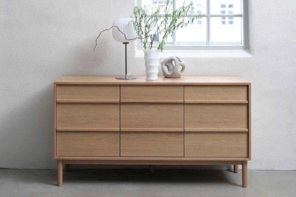 Dizajnová komoda Zayleigh 140 cm vzor dub