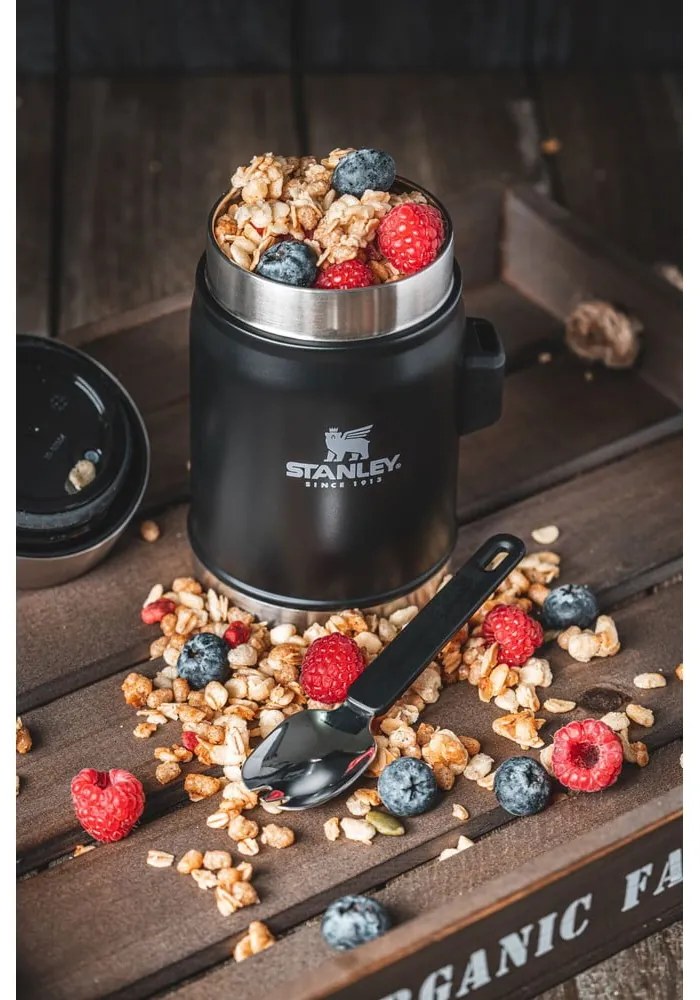 Čierna termoska na jedlo z nehrdzavejúcej ocele 400 ml Legendary Classic Black – Stanley