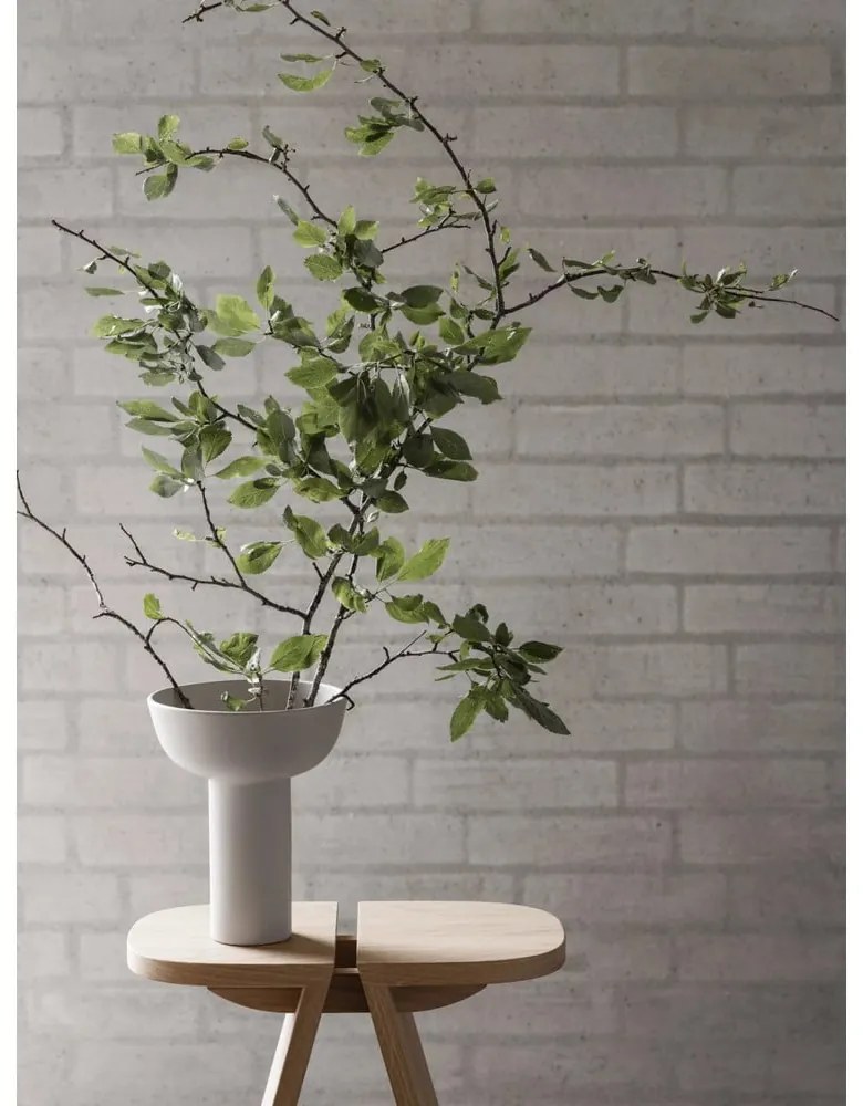 Stolička z dubového dreva v prírodnej farbe Avio - Blomus