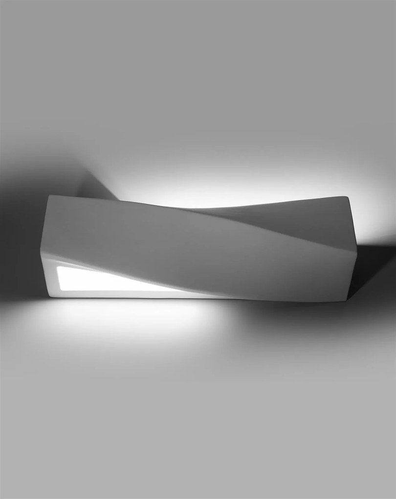 Nástenné svietidlo Sigma, 1x biele keramické tienidlo