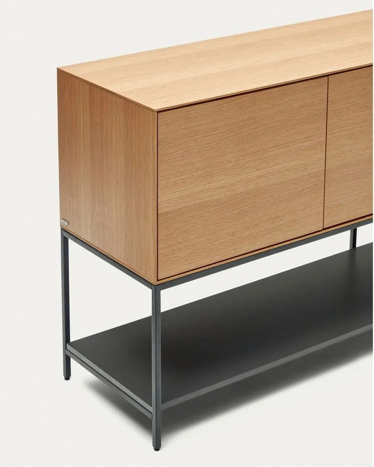 Nízka komoda v dekore duba v prírodnej farbe 97,5x80 cm Vedrana – Kave Home