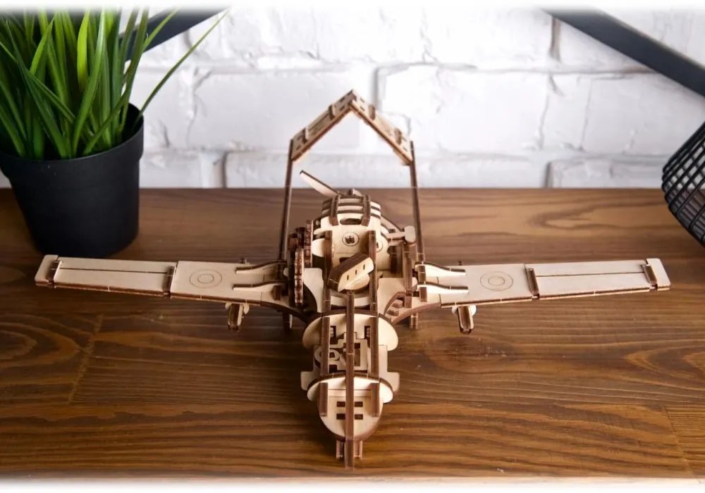Ugears 3D drevené mechanické puzzle Bojový dron Bayraktar TB2