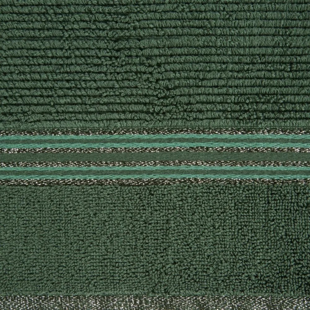 Osuška FILON zelenej farby s ozdobným lemom so striebornou niťou Šírka: 70 cm | Dĺžka: 140 cm