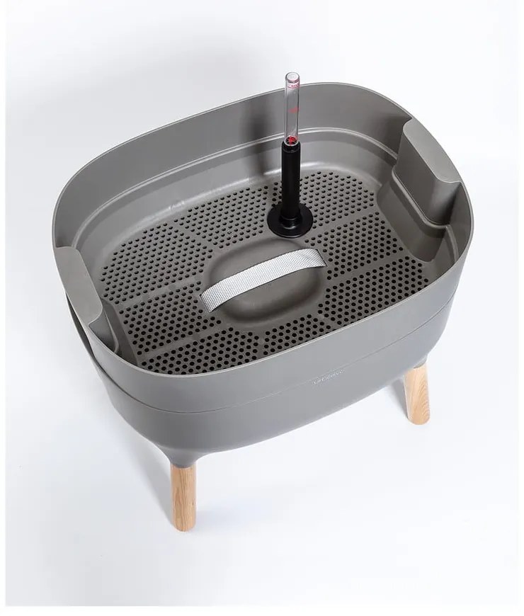 Plastová samozavlažovacia pestovateľská nádoba Urbalive – Plastia